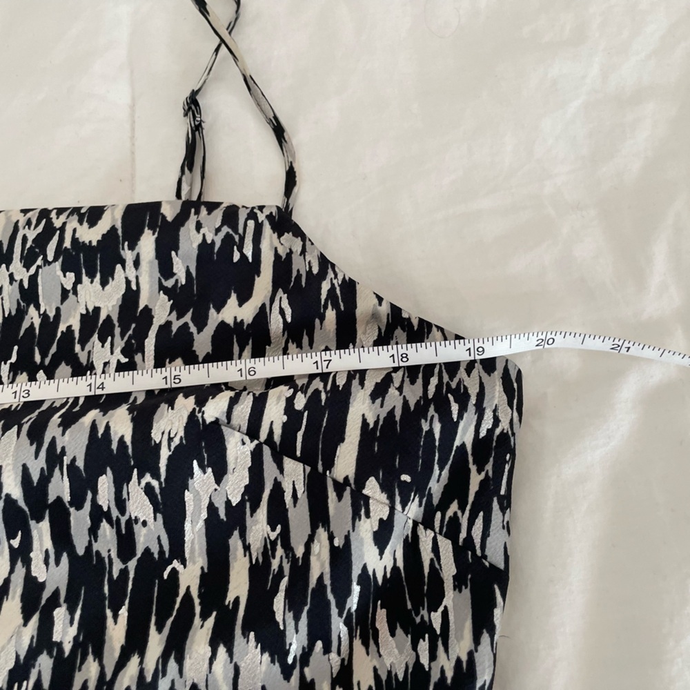 ✨Express✨ Abstract Print Satin Cowl Neck Midi Slip Dress - Picture 9 of 11
